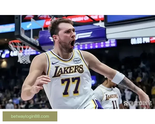 东契奇32分带伤鏖战三分绝平三不沾效率低迷遗憾吞里程悲